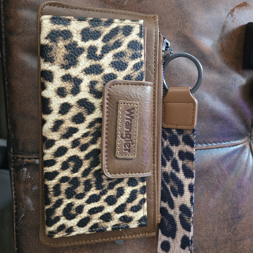 Wrangler Leopard Print Brown Tan Wallet Wristlet